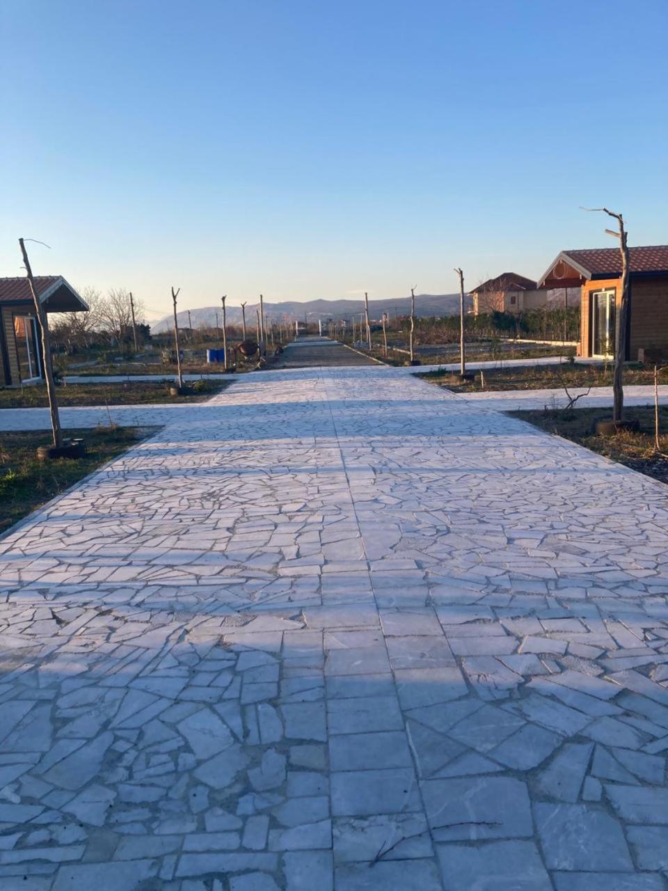 Natyra E Ishullit - Hotel, Ristorant, Camping - Lezhe, Shengjin, Ishull Shengjin Lezhe, Shengjin, Lezhe Ishull-Shëngjini Exteriör bild