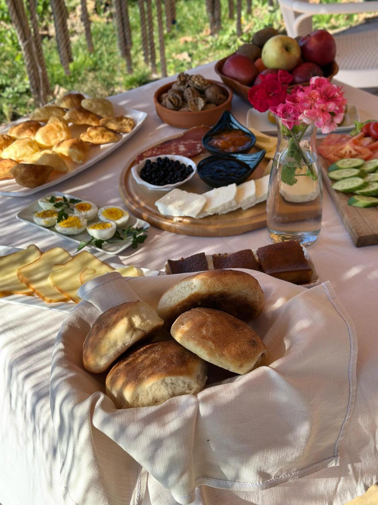 Natyra E Ishullit - Hotel, Ristorant, Camping - Lezhe, Shengjin, Ishull Shengjin Lezhe, Shengjin, Lezhe Ishull-Shëngjini Exteriör bild