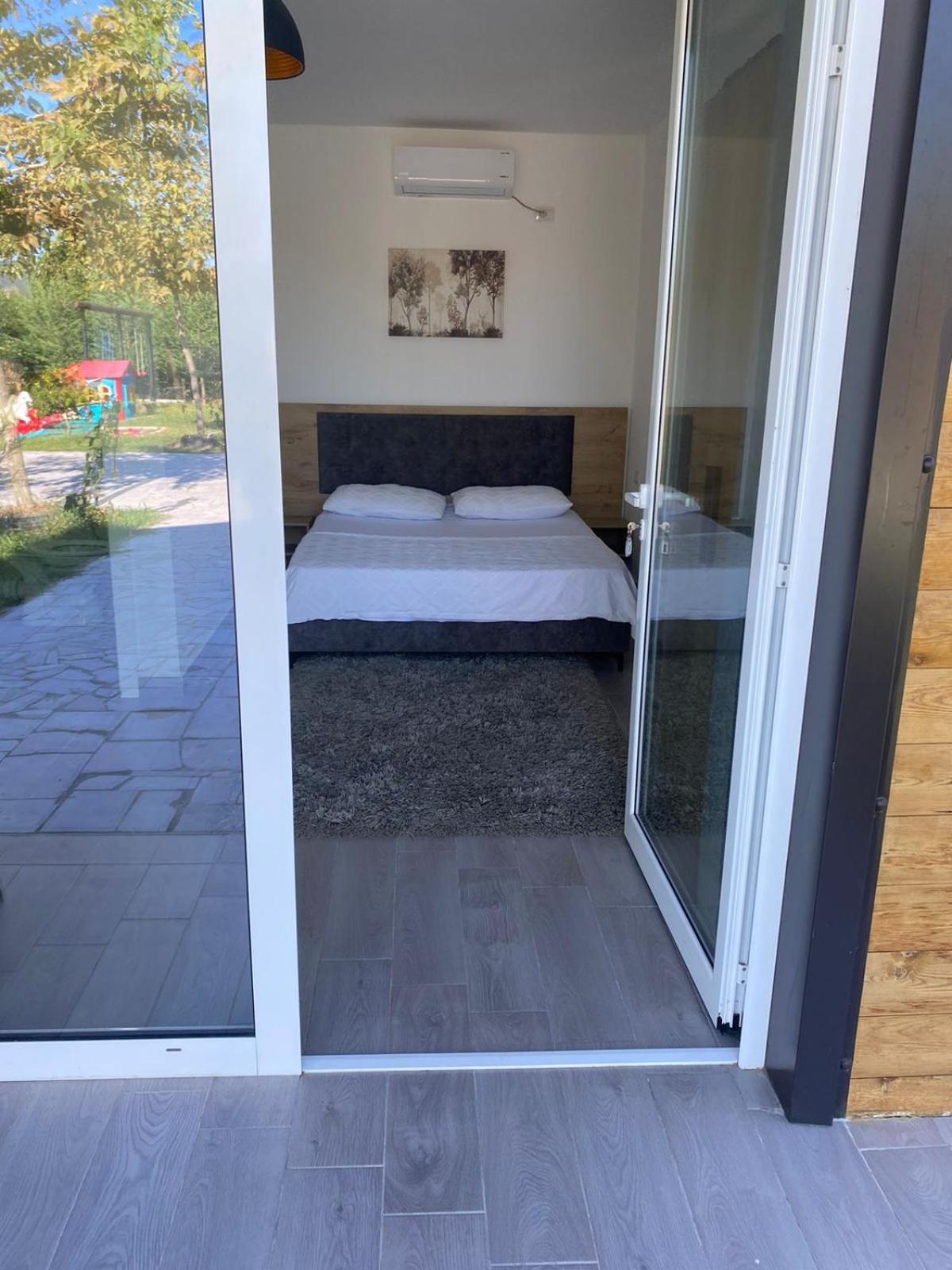 Natyra E Ishullit - Hotel, Ristorant, Camping - Lezhe, Shengjin, Ishull Shengjin Lezhe, Shengjin, Lezhe Ishull-Shëngjini Exteriör bild